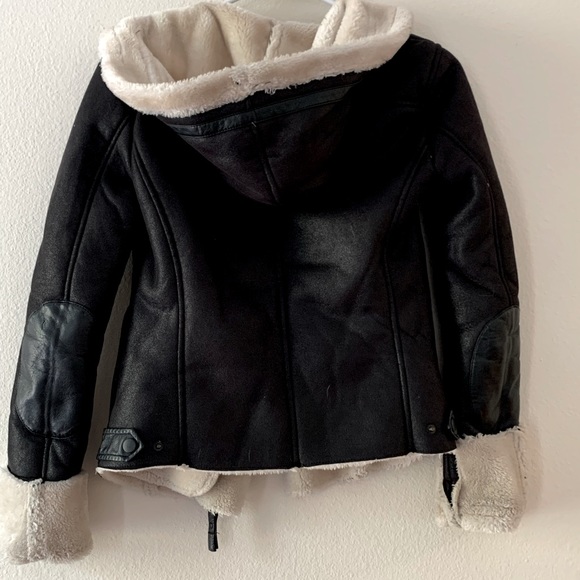 Beautiful black jacket with fur - Picture 5 of 7